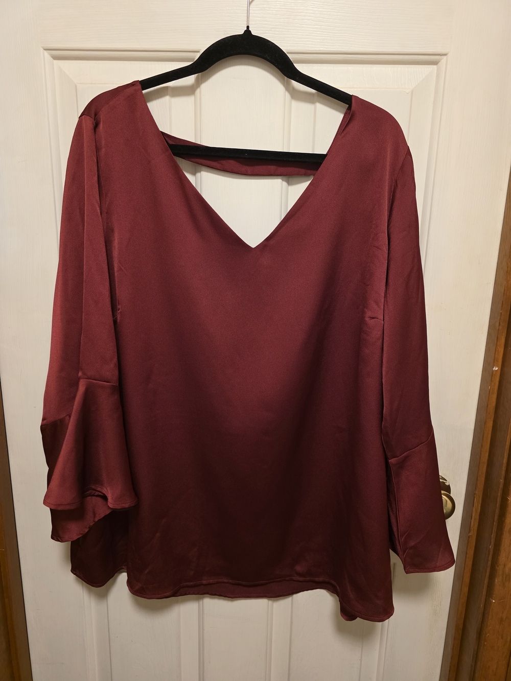 Roz & Ali Burgundy V-Neck Bell Sleeve Satin Top Size 3x